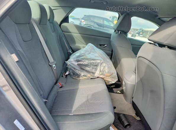 KMHLL4DG4SU859327 2025 HYUNDAI ELANTRA Gray Հետևի նստատեղերի տեսք