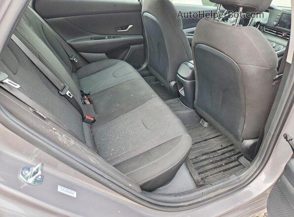 KMHLL4DG5SU035255 2025 HYUNDAI ELANTRA Gray Widok tylnych siedzeń