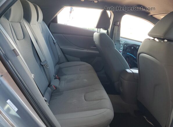 KMHLL4DG6SU863587 2025 HYUNDAI ELANTRA Silver Rear seats view