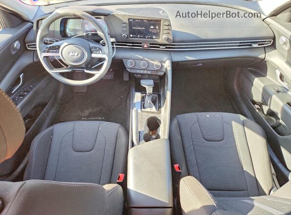 KMHLL4DG7SU001995 2025 HYUNDAI ELANTRA Red Вид панелі приладів