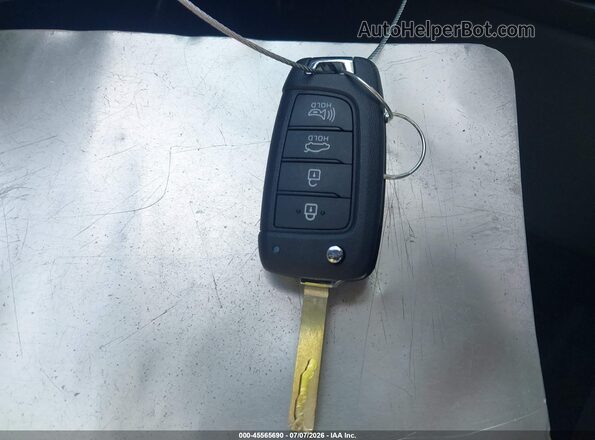 KMHLL4DG9TU199898 2026 HYUNDAI ELANTRA Silver წინა პანელის ხედი