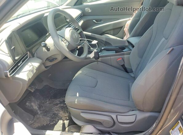 KMHLL4DG9TU211158 2026 HYUNDAI ELANTRA Gray Vista interior delantera