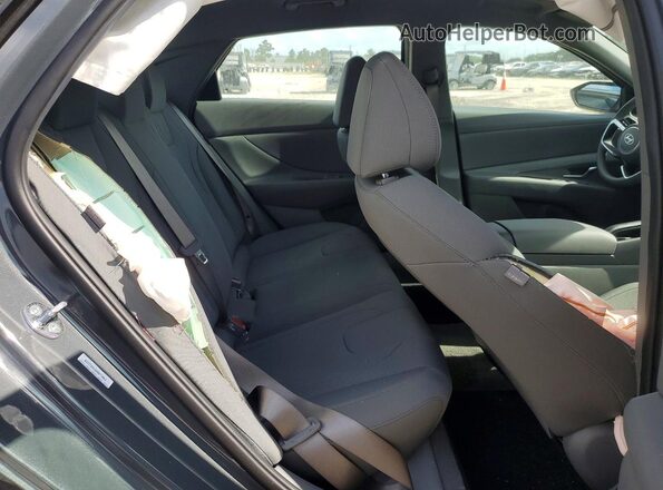 KMHLL4DG9TU211158 2026 HYUNDAI ELANTRA Gray Vista de los asientos traseros