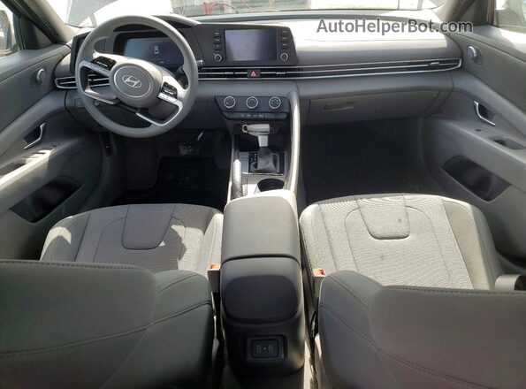 KMHLL4DG9TU211158 2026 HYUNDAI ELANTRA Gray Vista del salpicadero