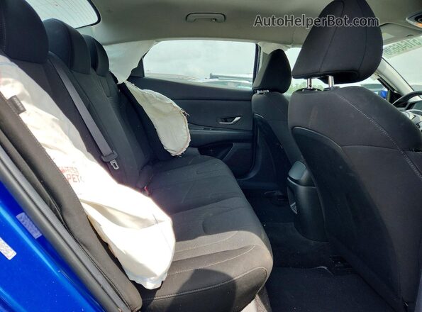 KMHLL4DGXRU774809 2024 HYUNDAI ELANTRA Blue უკანა სავარძლების ხედი
