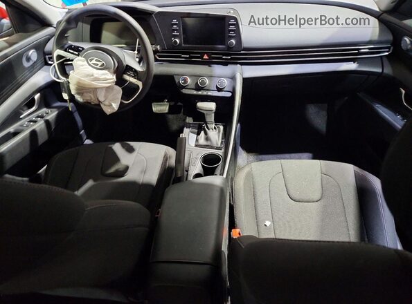 KMHLL4DGXSU061253 2025 HYUNDAI ELANTRA Red Առջևի վահանակի տեսք