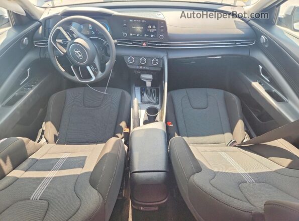 KMHLL4DGXSU089926 2025 HYUNDAI ELANTRA White Widok deski rozdzielczej