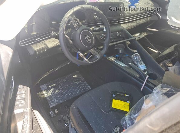KMHLL4DGXTU114518 2026 HYUNDAI ELANTRA Black Вид панелі приладів