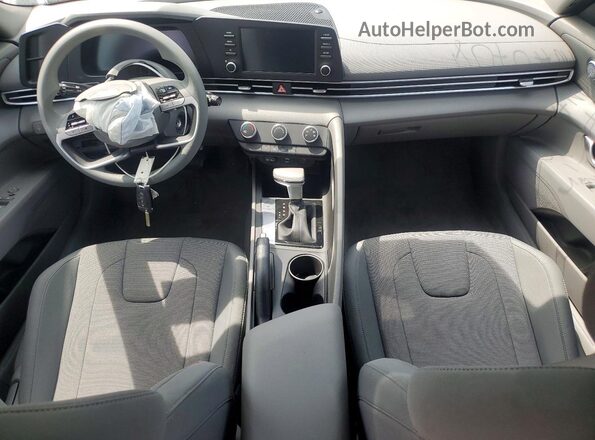 KMHLL4DGXTU190708 2026 HYUNDAI ELANTRA Черный Вид панели приборов