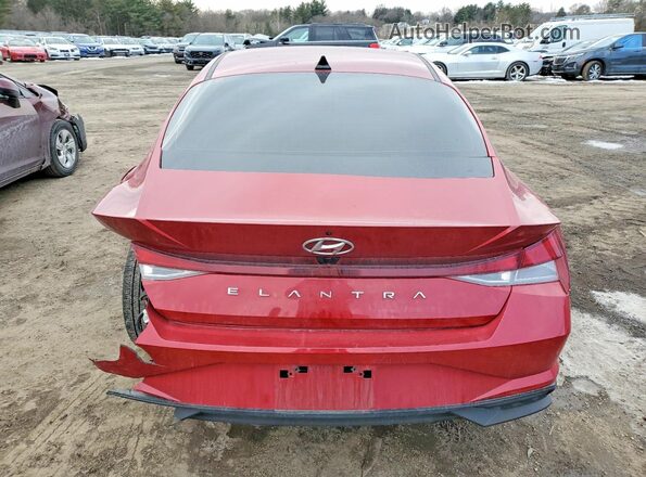KMHLM4AG7NU353318 2022 HYUNDAI ELANTRA Red Rear view