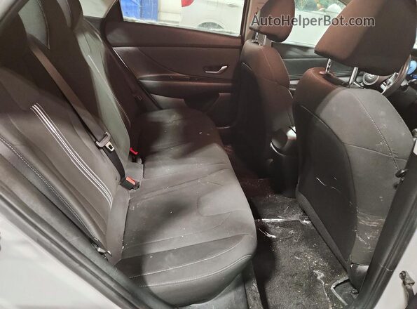 KMHLM4AG7PU379601 2023 HYUNDAI ELANTRA Gray უკანა სავარძლების ხედი