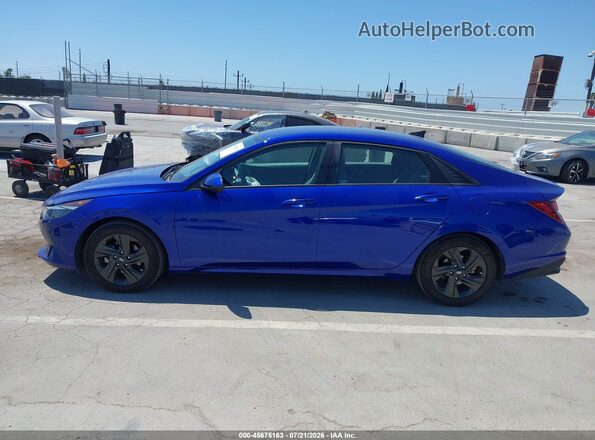 KMHLM4AG9PU586250 2023 HYUNDAI ELANTRA Blue 360 interior view