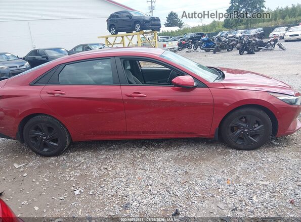 KMHLM4AJ4PU034568 2023 HYUNDAI ELANTRA HYBRID Red Vista interior trasera