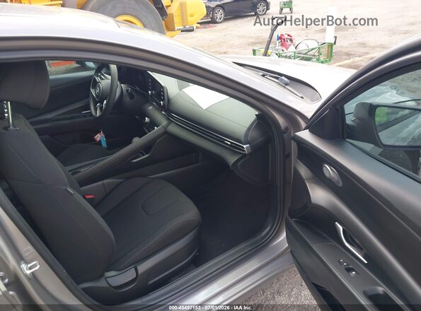 KMHLM4AJ4PU088159 2023 HYUNDAI ELANTRA HYBRID Gray Սալոնի դիմացի տեսք