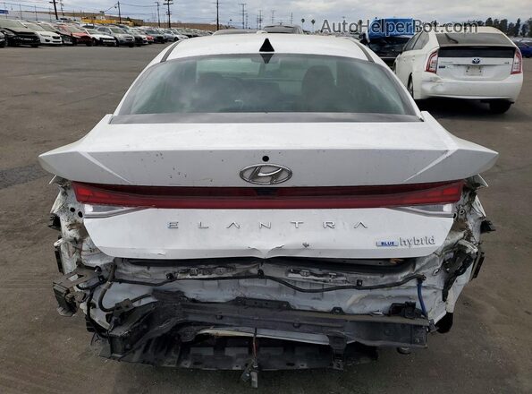 KMHLM4AJ8PU060039 2023 HYUNDAI ELANTRA White Vista trasera