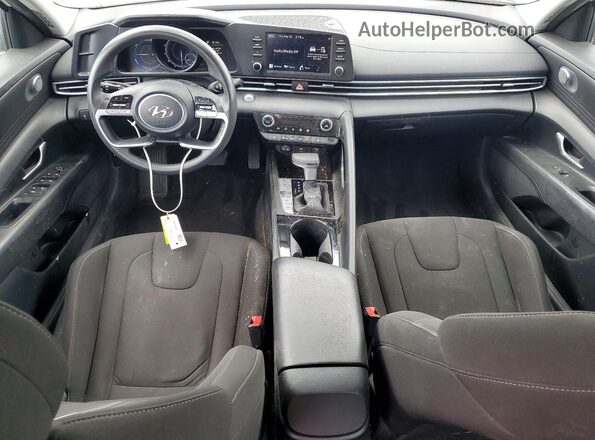 KMHLM4AJ8PU060039 2023 HYUNDAI ELANTRA White Vista del salpicadero