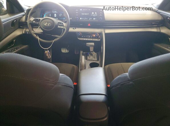 KMHLM4DG0TU120891 2026 HYUNDAI ELANTRA Gray Вид панелі приладів