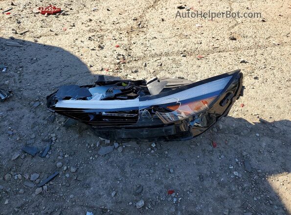 KMHLM4DG2SU974005 2025 HYUNDAI ELANTRA White Engine compartment view