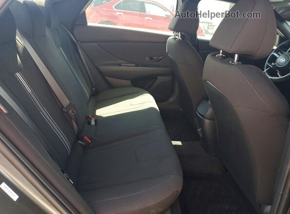 KMHLM4DG2TU142049 2026 HYUNDAI ELANTRA Gray Հետևի նստատեղերի տեսք