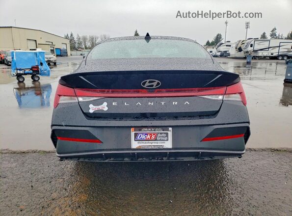 KMHLM4DG2TU168196 2026 HYUNDAI ELANTRA Black Հետևի տեսք