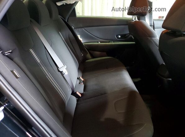 KMHLM4DG2TU186326 2026 HYUNDAI ELANTRA Black Հետևի նստատեղերի տեսք