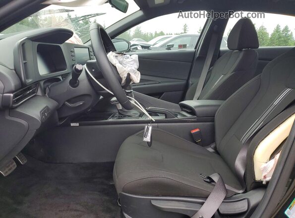 KMHLM4DG2TU186326 2026 HYUNDAI ELANTRA Black Սալոնի դիմացի տեսք