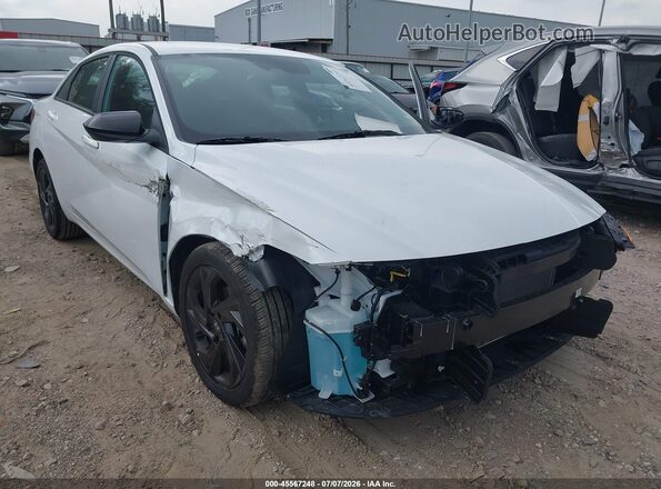 KMHLM4DG2TU219633 2026 HYUNDAI ELANTRA White Vista frontal