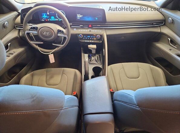 KMHLM4DG3RU635912 2024 HYUNDAI ELANTRA Black Вид панелі приладів