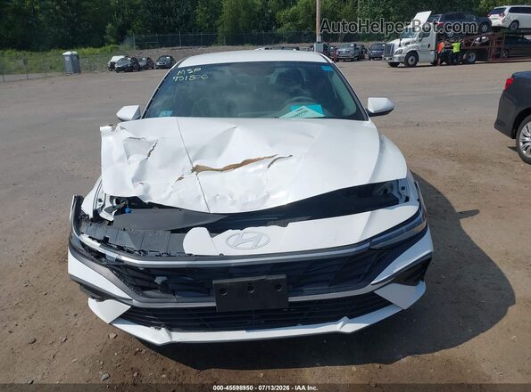 KMHLM4DG3RU751806 2024 HYUNDAI ELANTRA White Դիմացի տեսք
