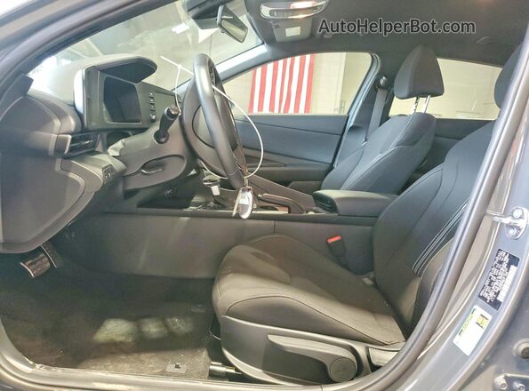 KMHLM4DG3TU191163 2026 HYUNDAI ELANTRA Gray Vista interior delantera