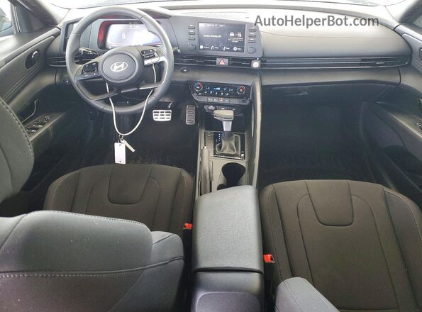 KMHLM4DG3TU214876 2026 HYUNDAI ELANTRA Black Dashboard view