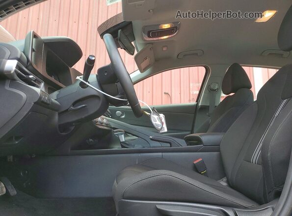 KMHLM4DG4TU180933 2026 HYUNDAI ELANTRA Black Vista interior delantera