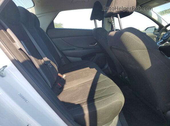KMHLM4DG5RU637175 2024 HYUNDAI ELANTRA Белый Вид задних сидений