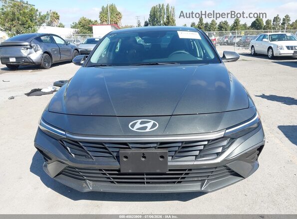 KMHLM4DG7RU746205 2024 HYUNDAI ELANTRA Gray Widok wnętrza z tyłu