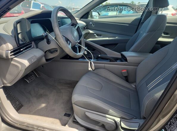 KMHLM4DG7SU017675 2025 HYUNDAI ELANTRA Gray Սալոնի դիմացի տեսք