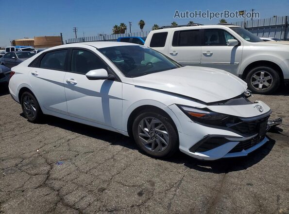 KMHLM4DG8RU807643 2024 HYUNDAI ELANTRA White Передня права чверть