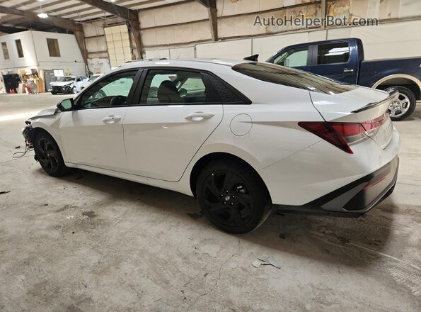 KMHLM4DG9TU227955 2026 HYUNDAI ELANTRA White 