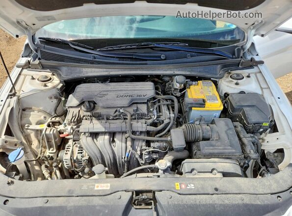 KMHLM4DGXRU670835 2024 HYUNDAI ELANTRA White Widok wnętrza z tyłu