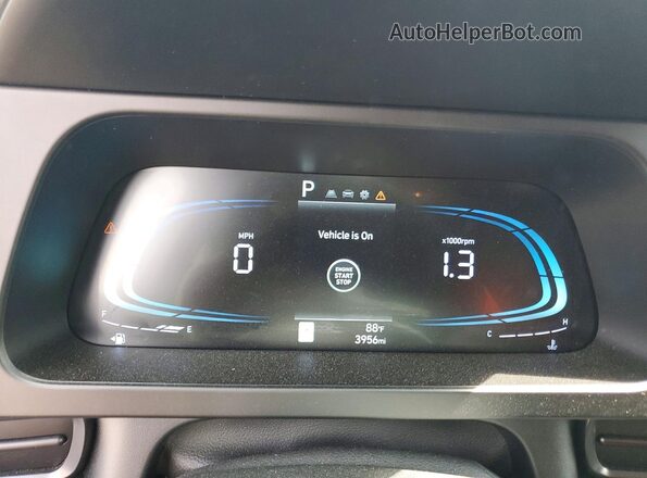 KMHLM4DGXTU108232 2026 HYUNDAI ELANTRA Blue ხელსაწყოთა პანელის ხედი