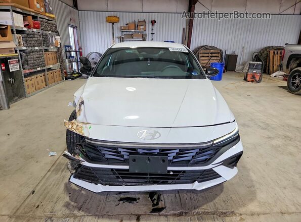 KMHLM4DGXTU192892 2026 HYUNDAI ELANTRA Белый Вид спереди
