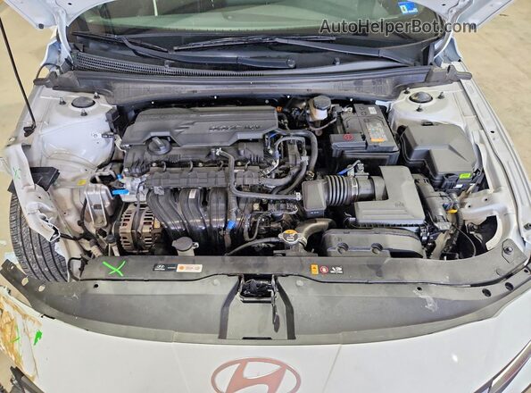 KMHLM4DGXTU192892 2026 HYUNDAI ELANTRA Белый Вид задней части салона