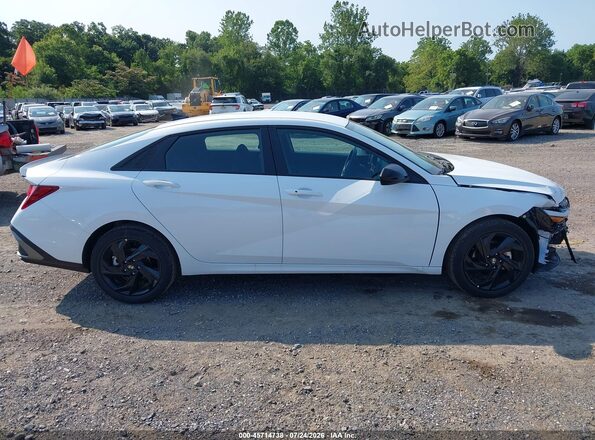 KMHLM4DGXTU194416 2026 HYUNDAI ELANTRA White სალონის 360-გრადუსიანი ხედი
