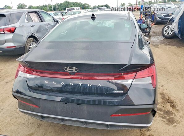 KMHLM4DJ4TU199879 2026 HYUNDAI ELANTRA Black უკანა ხედი