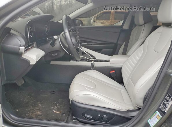 KMHLN4AG7MU187684 2021 HYUNDAI ELANTRA Черный Вид салона спереди