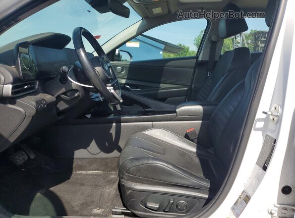 KMHLN4AJXMU007643 2021 HYUNDAI ELANTRA White Front interior view
