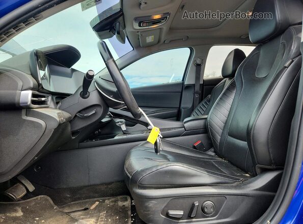 KMHLP4AG1PU405875 2023 HYUNDAI ELANTRA Blue Widok wnętrza z przodu