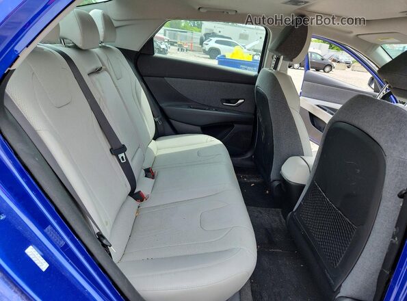 KMHLP4AG4PU566916 2023 HYUNDAI ELANTRA Blue უკანა სავარძლების ხედი