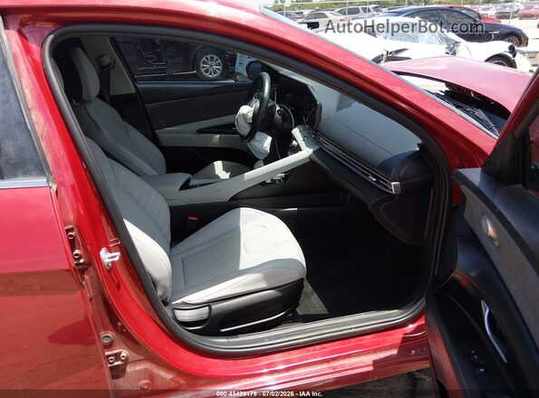 KMHLP4AG5PU371472 2023 HYUNDAI ELANTRA Red წინა სალონის ხედი