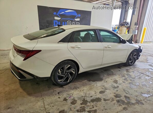 KMHLP4DG1SU033085 2025 HYUNDAI ELANTRA White Tył prawy