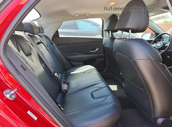 KMHLP4DG2RU838975 2024 HYUNDAI ELANTRA Бордовый Вид задних сидений